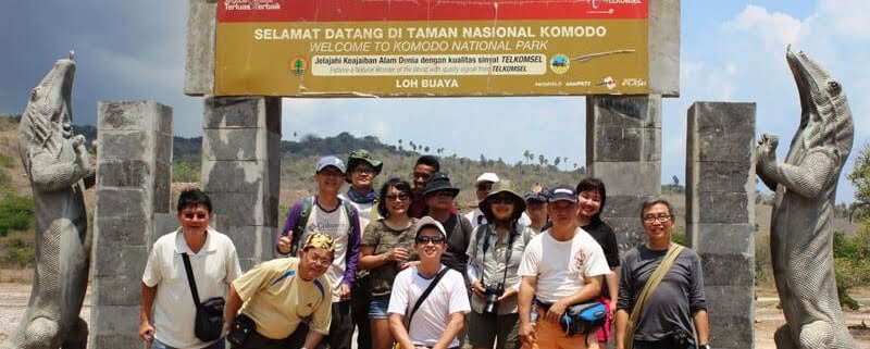 eazycation komodo island in flores